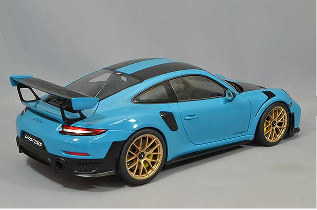 AUTOart 78175 1/18 Porsche 911 991.2 GT2 RS Weissach Blue/Carbon