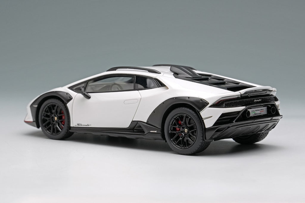 EIDOLON EM738C 1/43 Lamborghini Huracan Sterrato 2024 Bianco Monocerus Resin Car