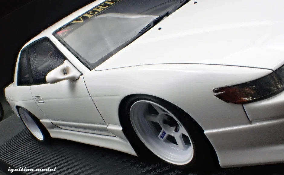Ignition Model IG3585 1/18 VERTEX Nissan S13 Silvia White Resin