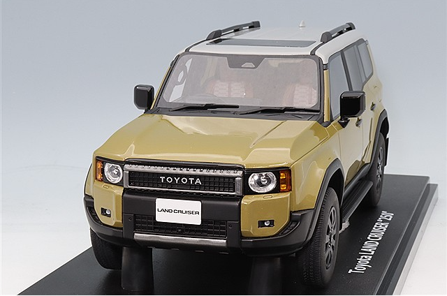 Kyosho KSR18064BE 1/18 Toyota Land Cruiser 250 Samurai 2024 Beige