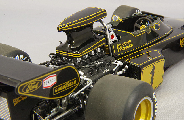 AUTOart Aa87327 1/18 Lotus 72E F1 GP #1 Emerson Fittipaldi 1973 JPS