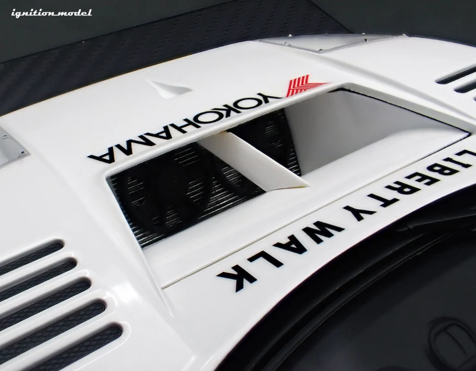 Ignition Model IG3752 1/18 LB-WORKS Ferrari F40 Liberty Walk White