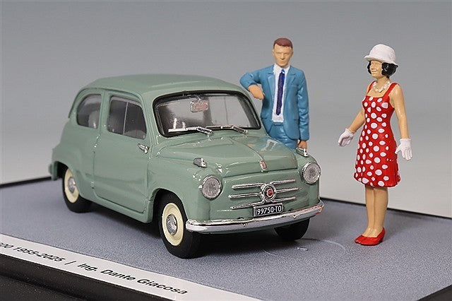 BRUMM BRS2523 1/43 Fiat 600 1955 Light Green 70th Anniversary Giacosa Figures