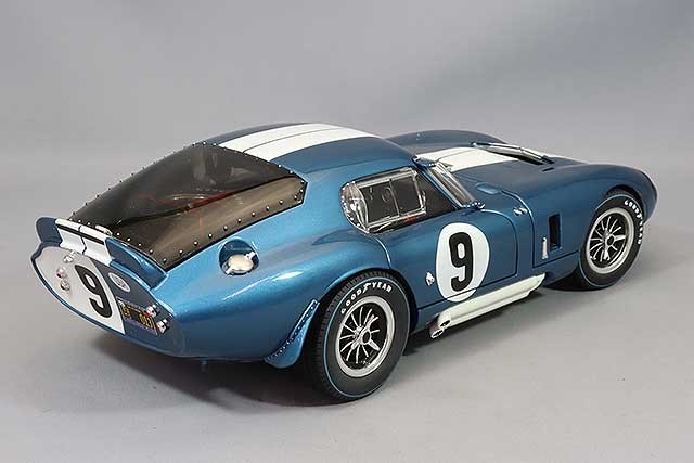 EXOTO RLG18009B 1/18 Shelby Cobra Daytona 1965 Le Mans No.9