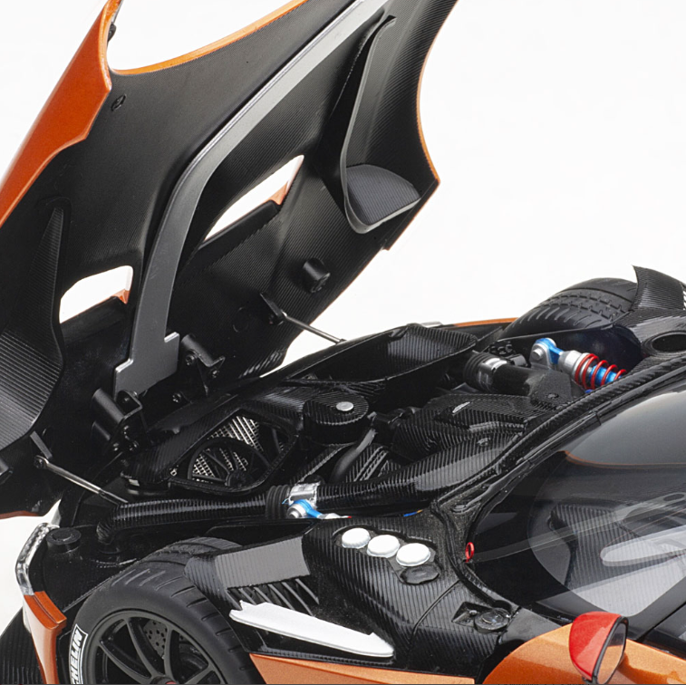 AUTOart 70264 1/18 Aston Martin Vulcan Metallic Orange Diecast Model Car