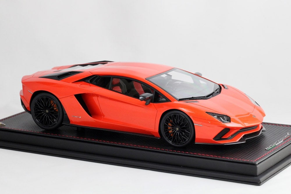 MR Collection LAMBO27C 1/18 Lamborghini Aventador S 2017 Arancio Argos Resin