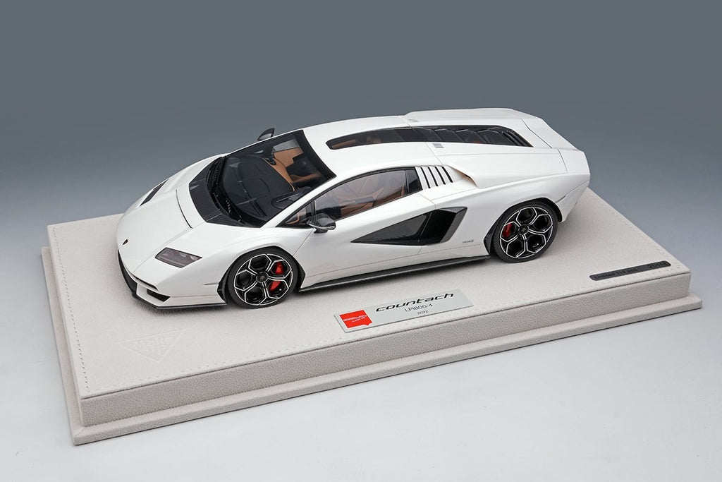 Make Up EIDOLON EML160A 1/18 Lamborghini Countach LPI 800-4 2022 Pearl White