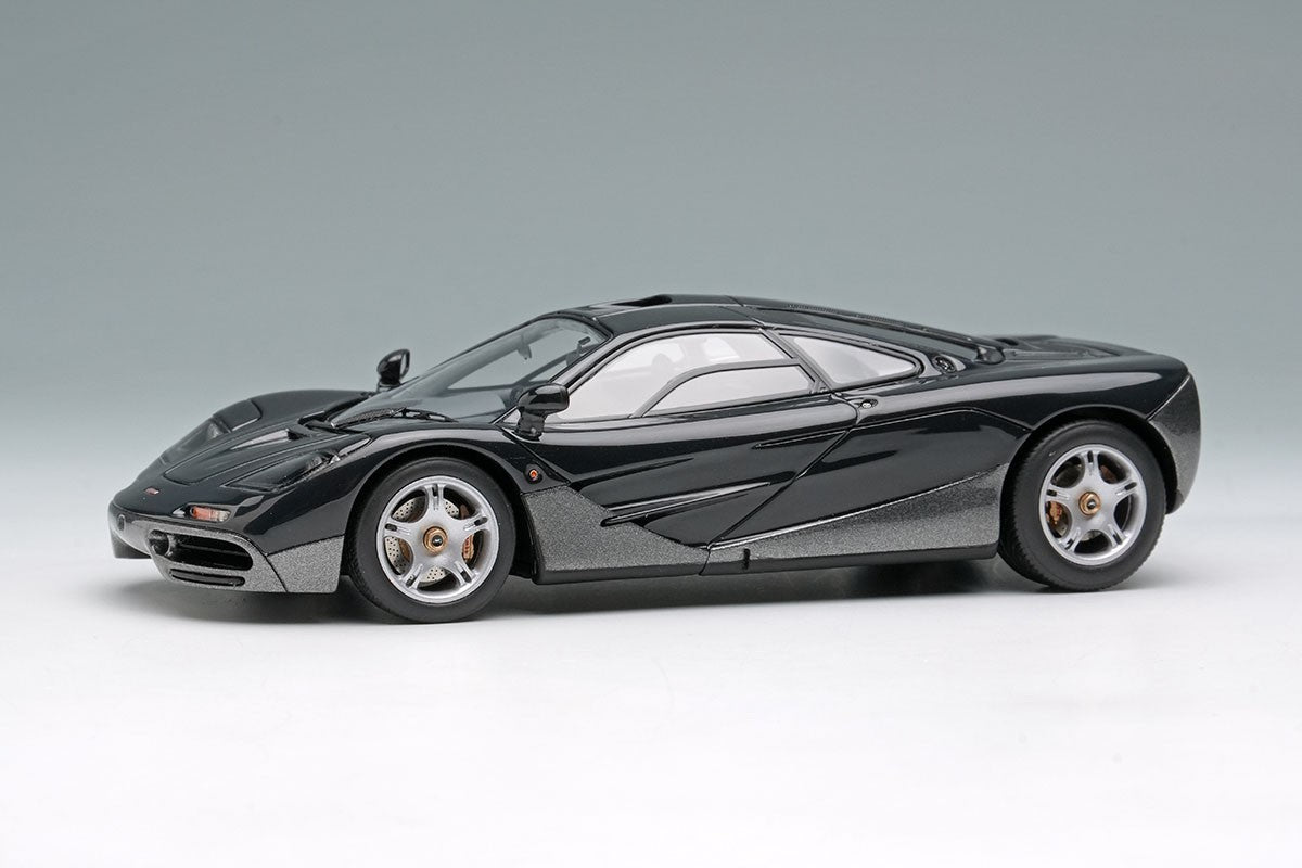 Make Up EIDOLON EM748H 1/43 McLaren F1 Roadcar 1994 Black/Gray Metallic Resin