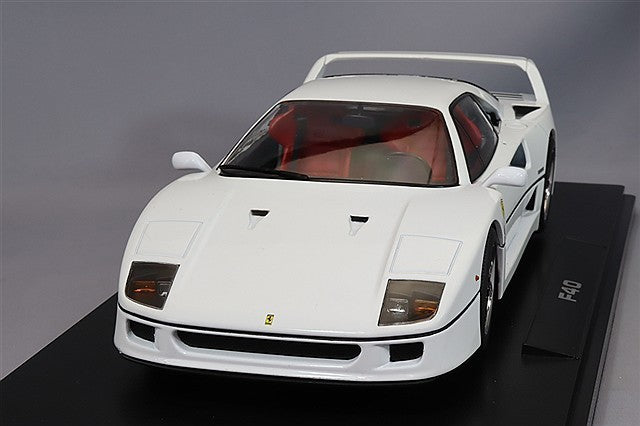 KK Scale KKDC180695 1/18 Ferrari F40 Brunei White Supercar