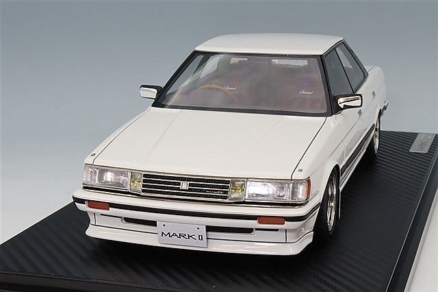 Ignition Model IG3820 1/18 Toyota Mark II Grande GX71 White Resin