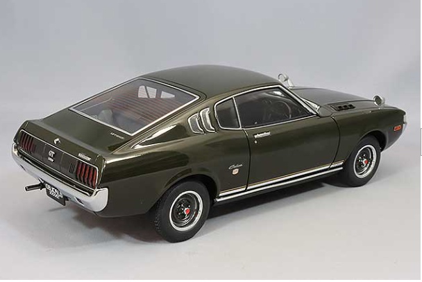 AUTOart 78768 1/18 Toyota Celica Liftback 2000GT RA25 1973 MossGrn