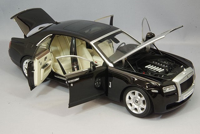 Kyosho Rolls-Royce Ghost 1/18 Die-Cast Black & Silver Model Car KS08802BKS2 NEW