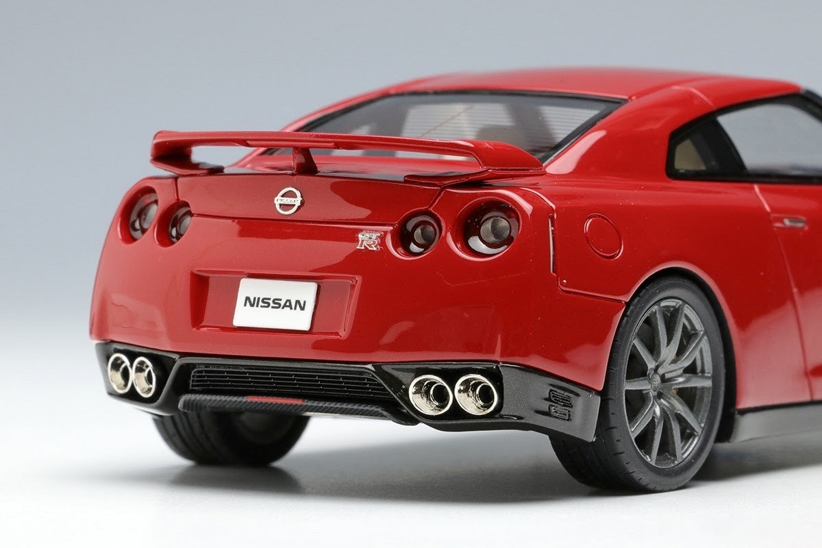 Make Up EIDOLON EM414G 1/43 Nissan GT-R R35 Vibrant Red 2014