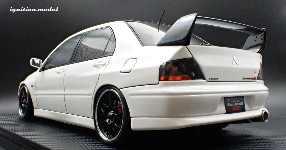 Ignition Model IG3835 1/18 Mitsubishi Lancer Evolution VIII MR CT9A White