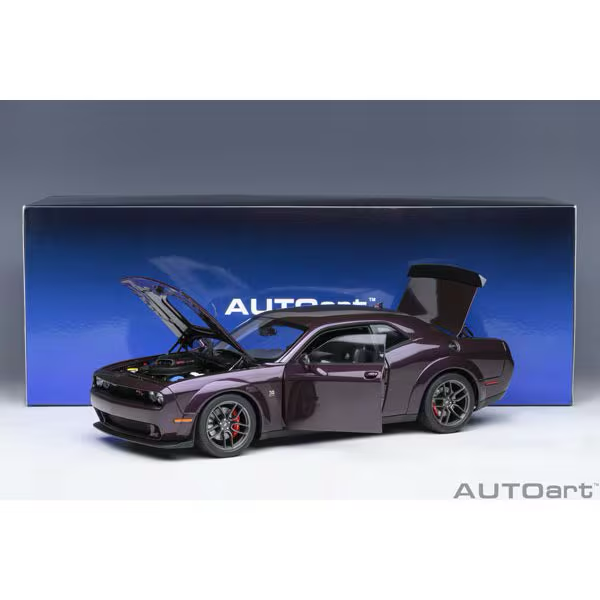 AUTOart 71771 1/18 Dodge Challenger R/T Scat Pack Widebody 2022 Hell-Raisin Meta