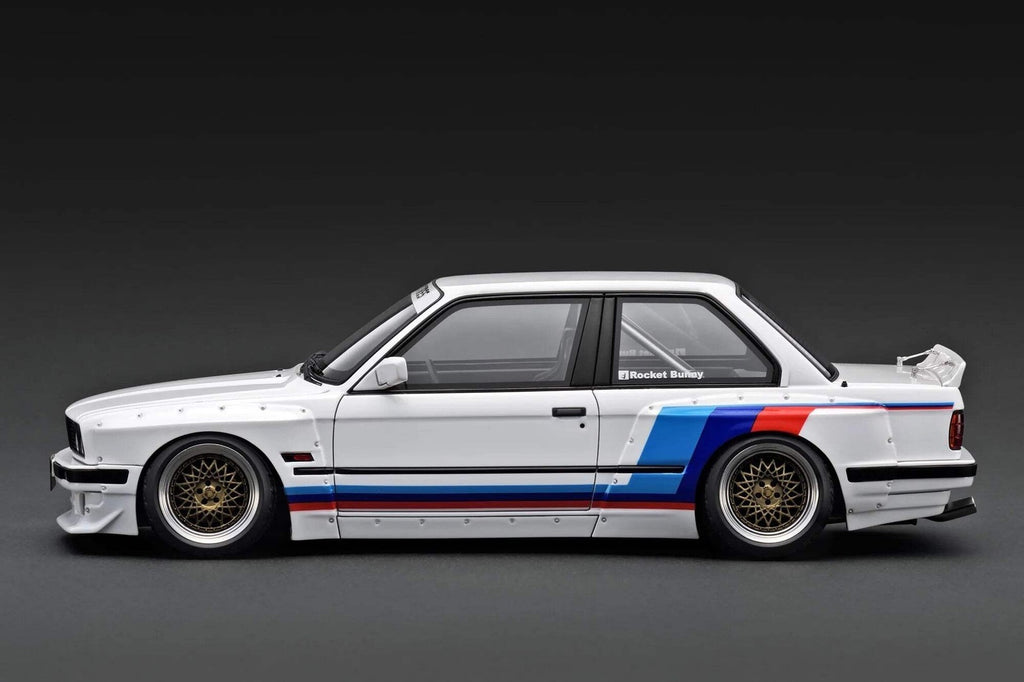 Ignition Model IG3714 1/18 BMW Pandem 30 White Mesh Wheels Gold