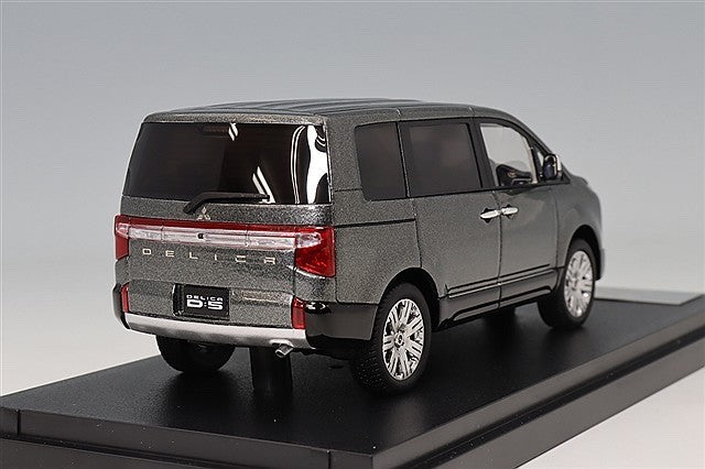 MARK43 PM43157AGK 1/43 Mitsubishi Delica D:5 (P) Graphite Gray Metallic Resin
