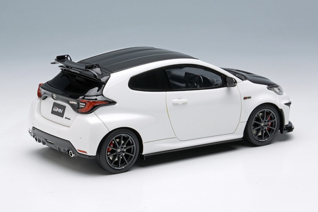Make Up EIDOLON EM656B 1/43 Toyota GRMN Yaris Circuit Package Platinum White