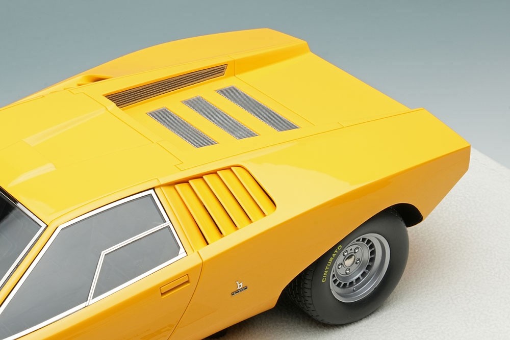 EIDOLON EML131B 1/18 Lamborghini Countach LP500 Bertone 1971 Late Version Resin