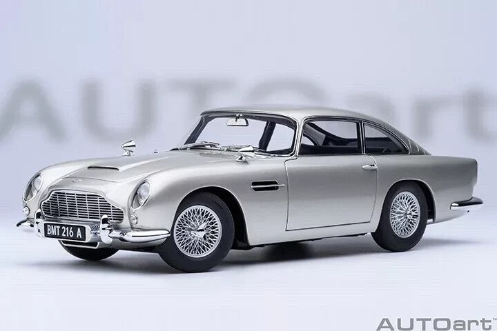 AUTOart 70296 1/18 Aston Martin DB5 007 Goldfinger Bond Silver Movie