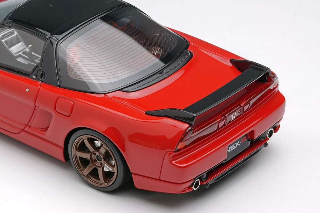 Make Up EIDOLON EM825B 1/43 Honda NSX-R NA2 2002 Formula Red Resin