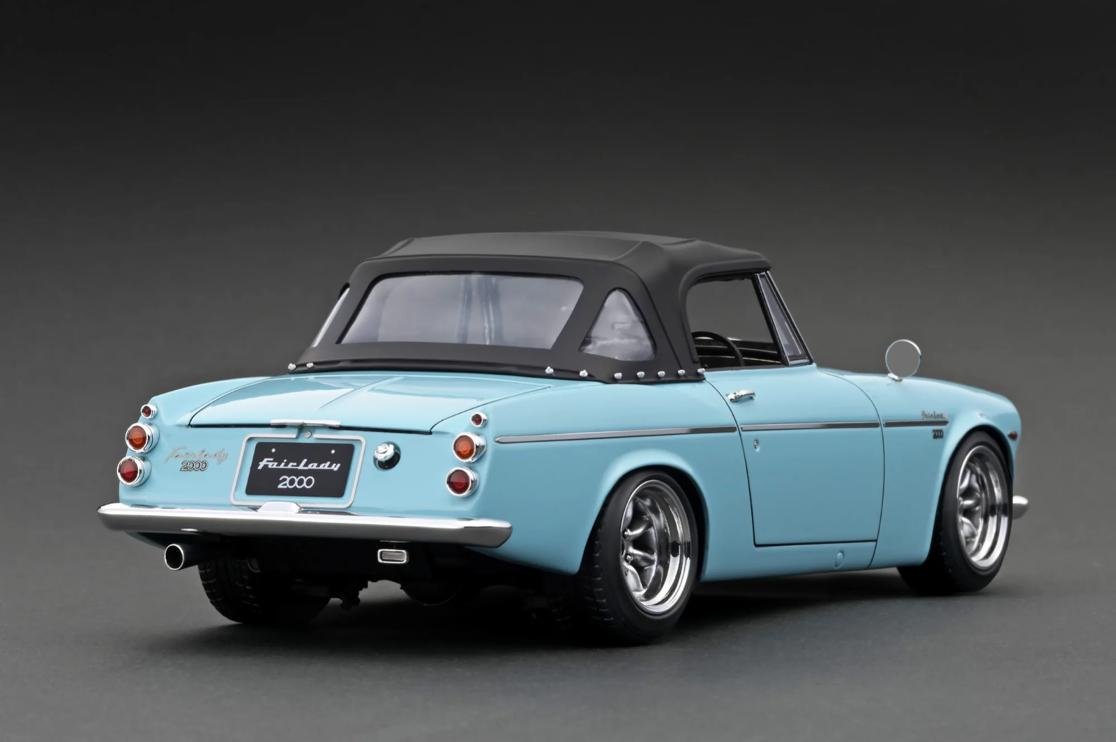 Ignition Model IG2711 1/18 Datsun Fairlady 2000 SR311 Roadster Light Blue
