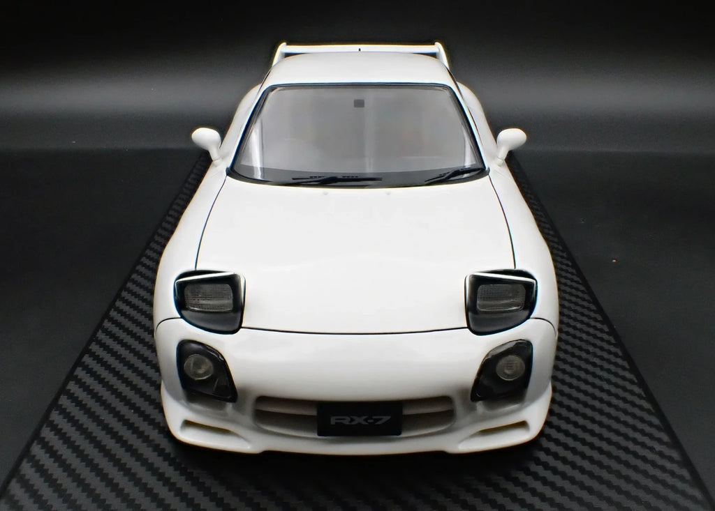 Ignition Model IG3942 1/18 Mazda RX-7 Mazdaspeed FD3S White Resin