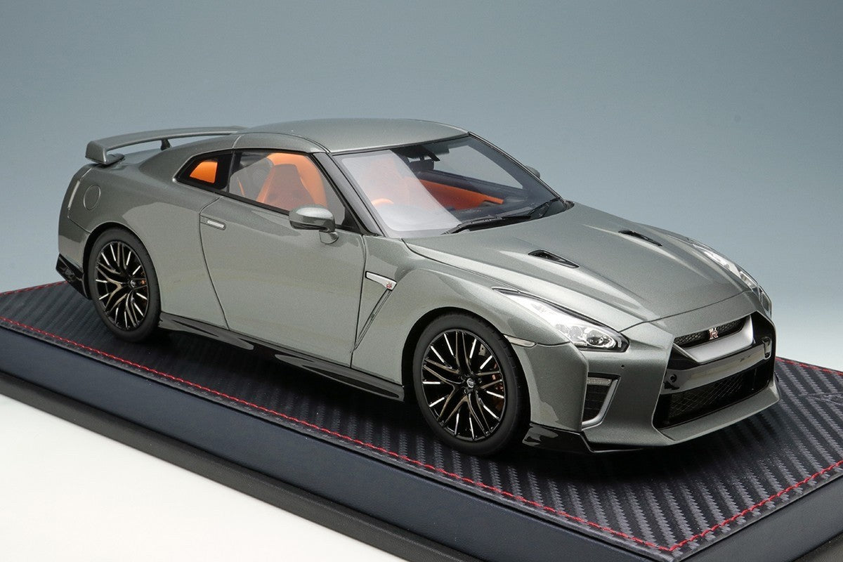 Make Up IDEA IM042F 1/18 Nissan GT-R 2020 Dark Metal Gray Tan Interior