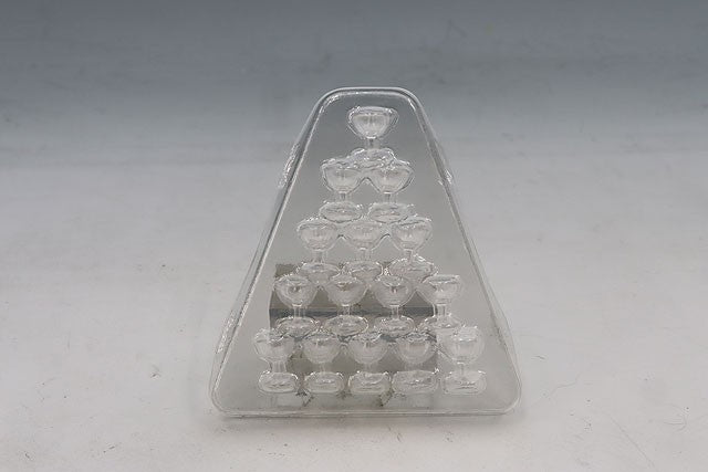 XiaoGuang Model XGM8230811W 1/18 Lexus LS400 1993 White
