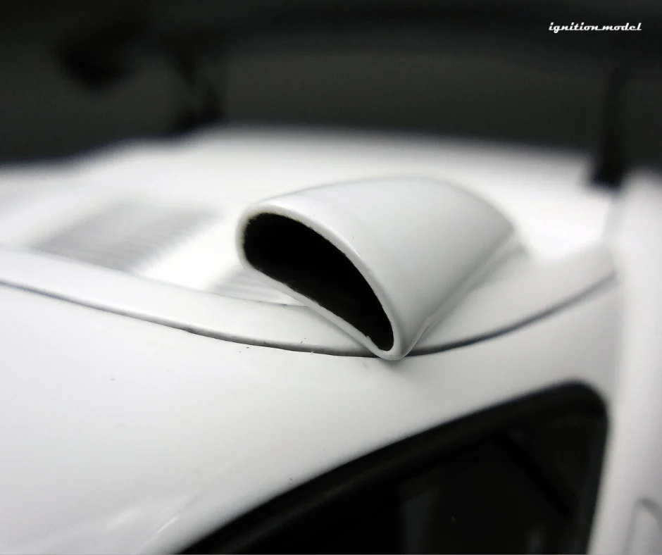 Ignition Model IG3336 1/18 Toyota MR2 SW20 GT Wing CE28 White Resin