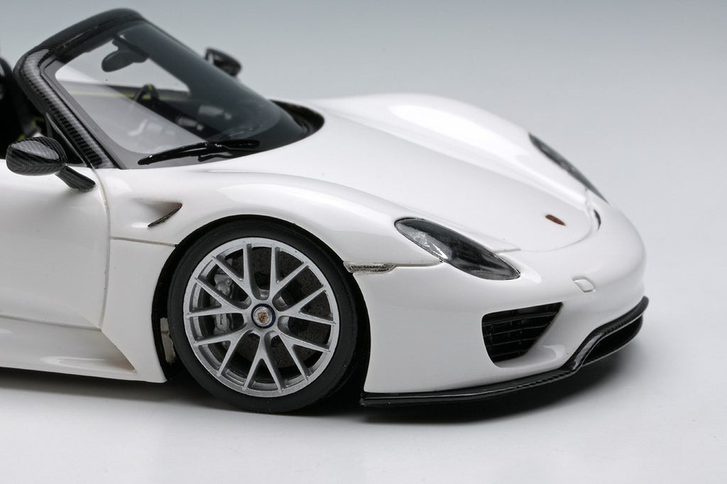 EIDOLON EM569E 1/43 Porsche 918 Spyder Weissach Package 2011 Pearl White Resin