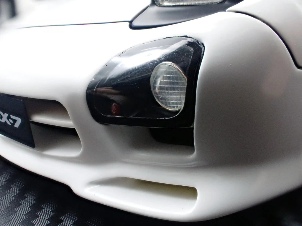 Ignition Model IG3942 1/18 Mazda RX-7 Mazdaspeed FD3S White Resin