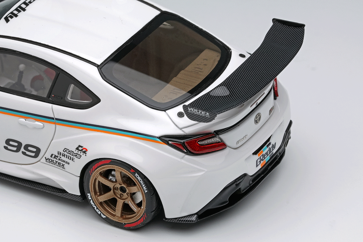 EIDOLON EM664 1/43 Trust Greddy GR86 Turbo Crystal White Pearl 2023 Tokyo Salon