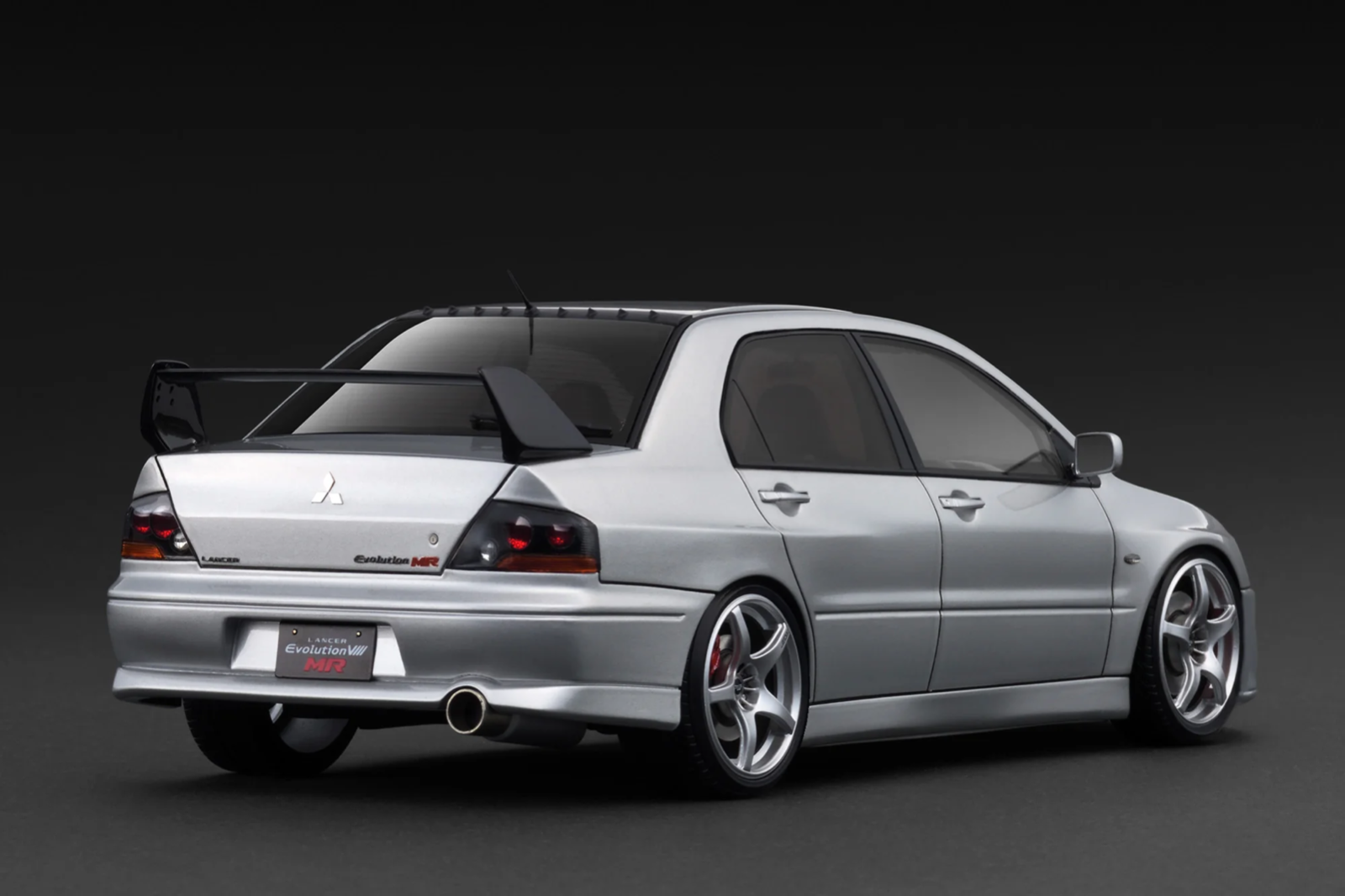 Ignition Model IG3834 1/18 Mitsubishi Lancer Evolution VIII MR CT9A Silver
