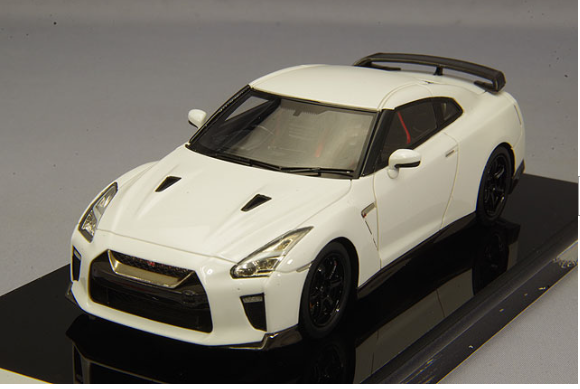 Make Up EIDOLON EM385C 1/43 Nissan GT-R Track Edition by NISMO White Pearl