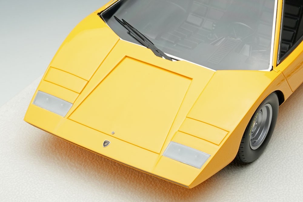 EIDOLON EML131B 1/18 Lamborghini Countach LP500 Bertone 1971 Late Version Resin