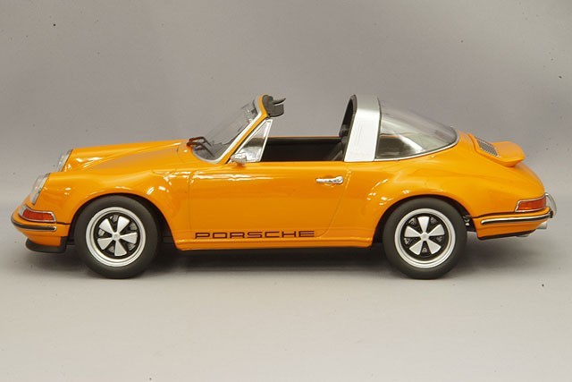 KK Scale KKDC180472 1/18 Porsche Singer 911 Targa Orange Diecast
