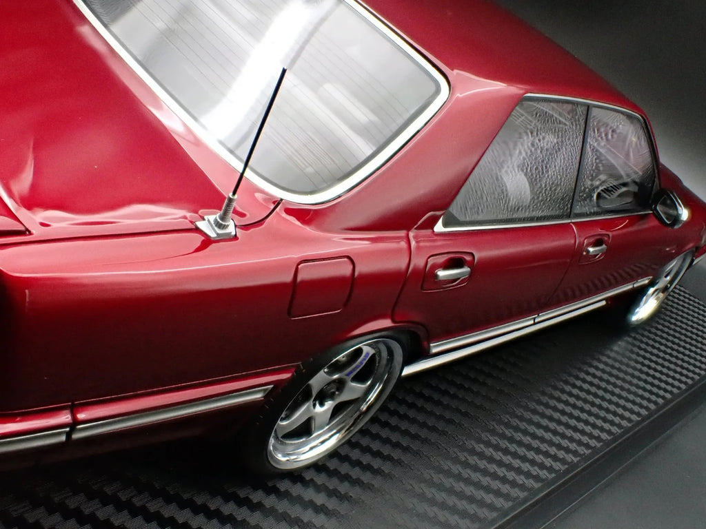 Ignition Model IG3905 1/18 Nissan Cedric Cima Y31 Wine Red Sedan