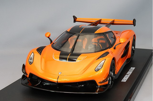 GT Spirit GTS898 1/18 Koenigsegg Jesko Attack Orange