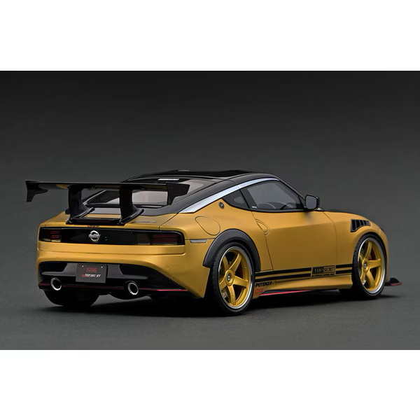 ignition model IG3383 1:18 TOP SECRET Fairlady Z RZ34 With Mr. Smokey Nagata JDM
