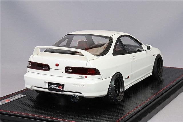 Ignition Model IG3575 1/18 Honda Integra Type R DC2 Watanabe Pearl White Resin