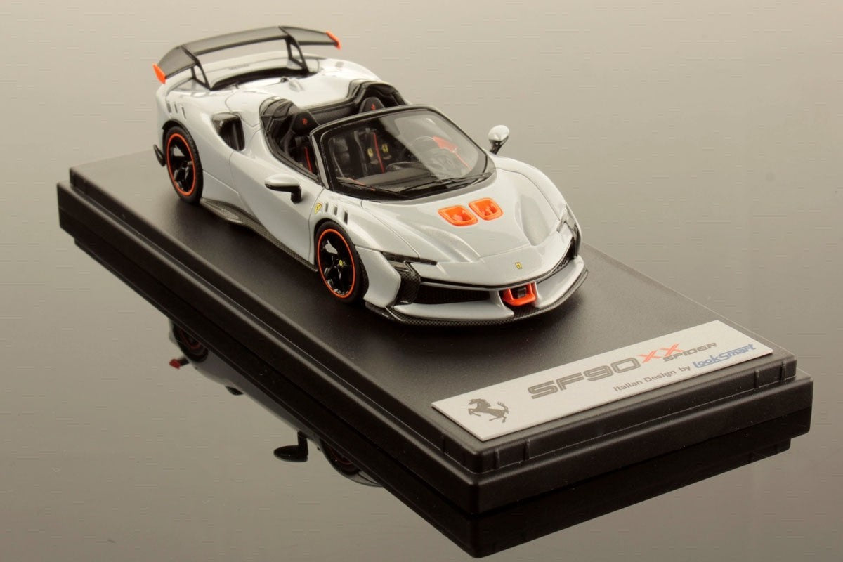 Looksmart LS552C 1/43 Ferrari SF90 XX Spider 2023 Bianco Artico White Resin
