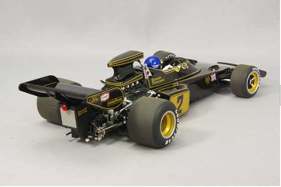 AUTOart Aa87330 1/18 Lotus 72E 1973 F1 #2 Ronnie Peterson Figure JPS