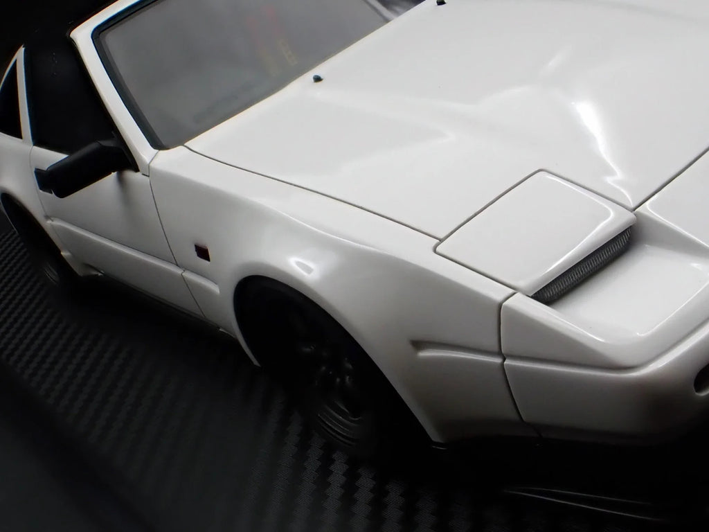 Ignition Model IG3894 1/18 Nissan Fairlady Z 300ZR Z31 White Resin