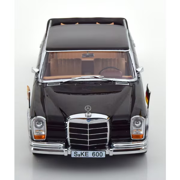 KK Scale KKDC181185 - 1/18 Mercedes 600 W100 Landaulet 1965 Elizabeth II