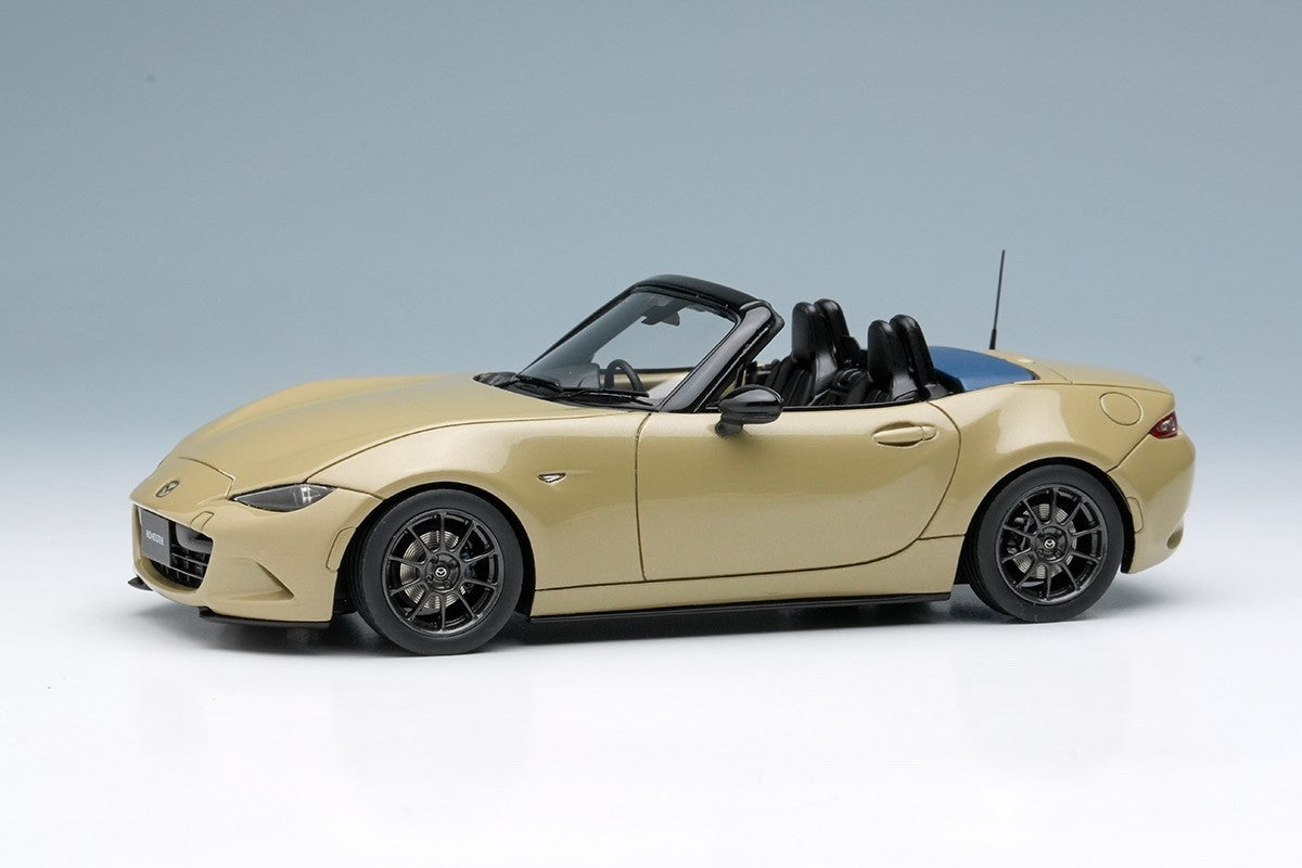 Make Up EIDOLON EM764G 1/43 Mazda Roadster ND 990S 2022 Zircon Sand Metallic