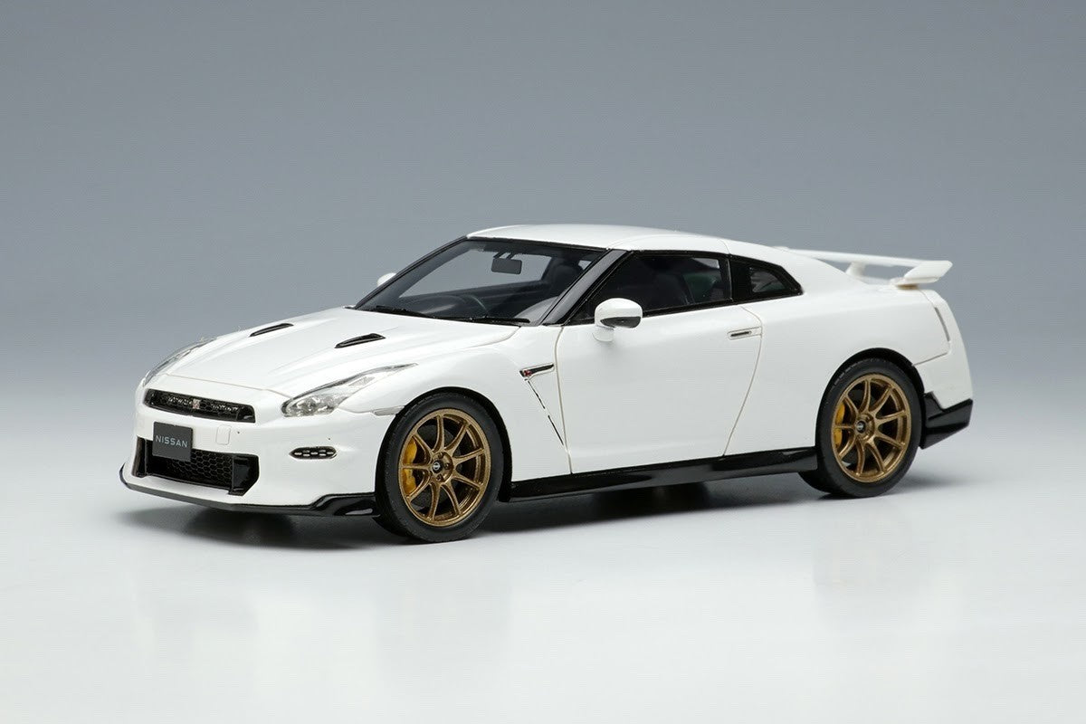 EIDOLON EM684B 1/43 Nissan GT-R T-Spec 2024 Brilliant White Pearl