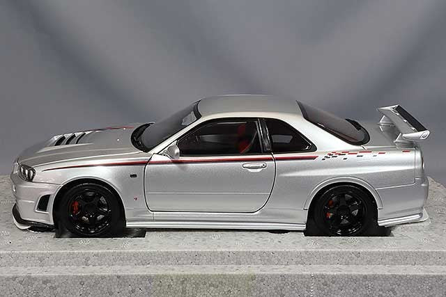 MOTORHELIX FS-M83429 1/18 Nissan Skyline GT-R R34 Nismo Silver