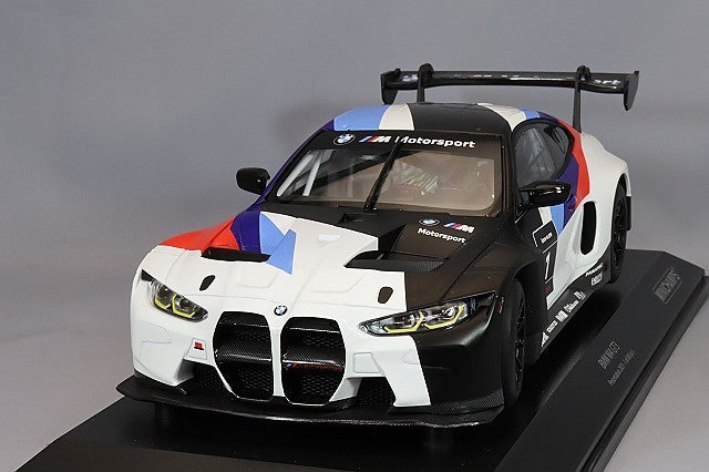 Minichamps MC155212000 1/18 BMW M4 GT3 2021 Presentation