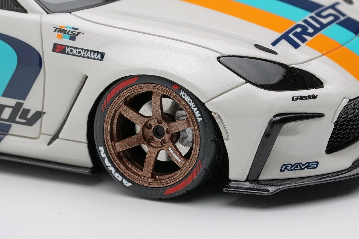 EIDOLON EM664 1/43 Trust Greddy GR86 Turbo Crystal White Pearl 2023 Tokyo Salon